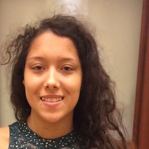 Meet your Posher, Alexis